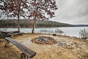 Shared Outdoor Space | Fire Pit