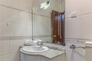 Bain