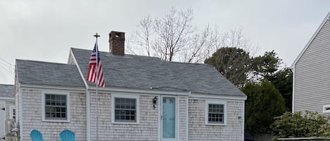 Charming Cape Cod cottage