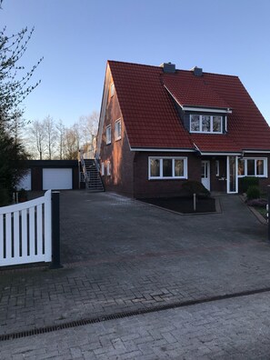 Eingang Ferienwohnung Erdgeschoss 