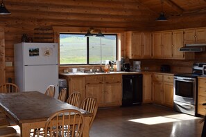 A large eat-in kitchen with all the amenities.