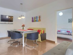 Propriété, Meubles, Table, Bois, Design Intérieur, Sol, Chaise, Sol, Salon