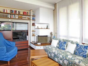 Room, Furniture, Property, Living Room, Interior Design, Building, Couch, House, Home, Real Estate