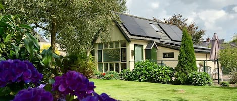 Feriebolig udendørs (sommer)