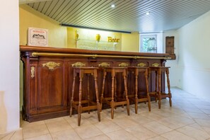 Bar (in der Unterkunft)