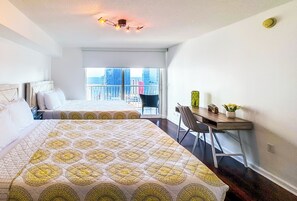 2 Queen size beds
Blackout shade