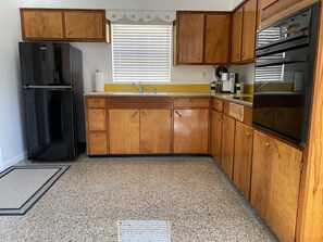  Adorable vintage kitchen 