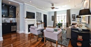Living Area with Bar