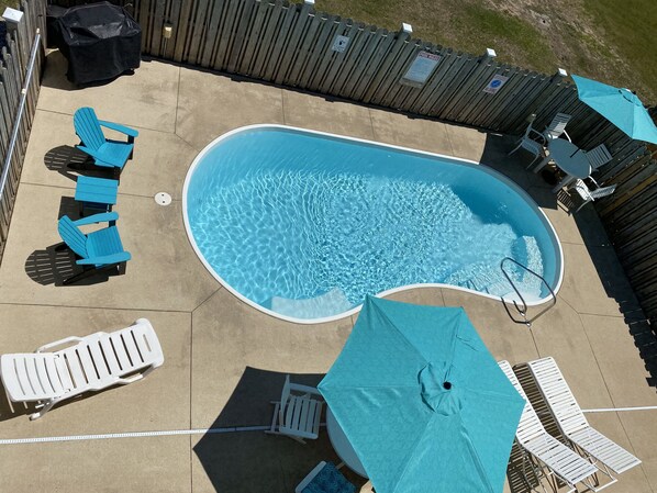 Pool area
