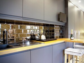 Well appointed kitchen | The White House Studio, Worthing
