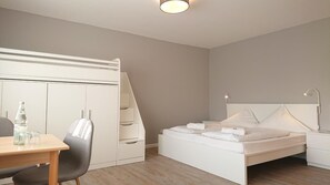 Sleeping area. Picture 4