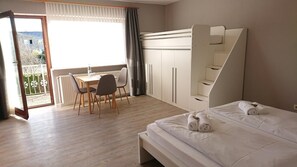 Sleeping area. Picture 3