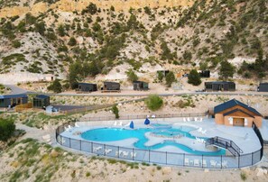 East Zion Resorts brand new pool complex with lazy river, 2 hot tubs and guest laundry facilities.