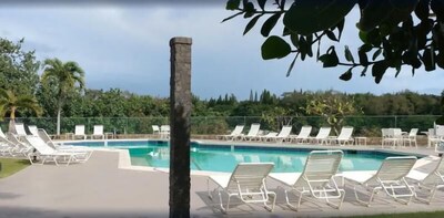 Get Ready for Adventures! Comfy 1BR Suite, Pool, Tennis, Steps to the Beach!
