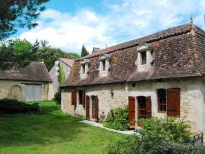 Plante, Nuage, Ciel, Fenêtre, Bâtiment, Maison, Lot Terre, Arbre, Herbe, Chalet