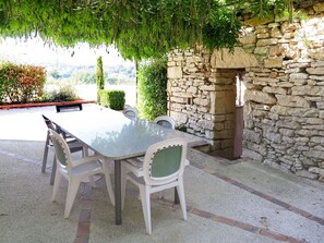 Table, Meubles, Propriété, Plante, Feuille, La Nature, Tableau De Plein Air, Bois, Mobilier De Jardin, Chaise