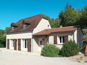 Pflanze, Himmel, Gebäude, Fenster, Grundstueck, Haus, Baum, Tür, Hütte