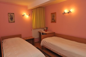 Second bedroom with two single beds