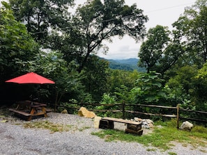 view to the mountains right from your porch area incl hot tub incl firepit/grill