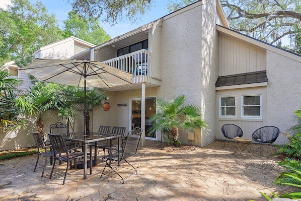 Grill out & entertain on your Private Courtyard