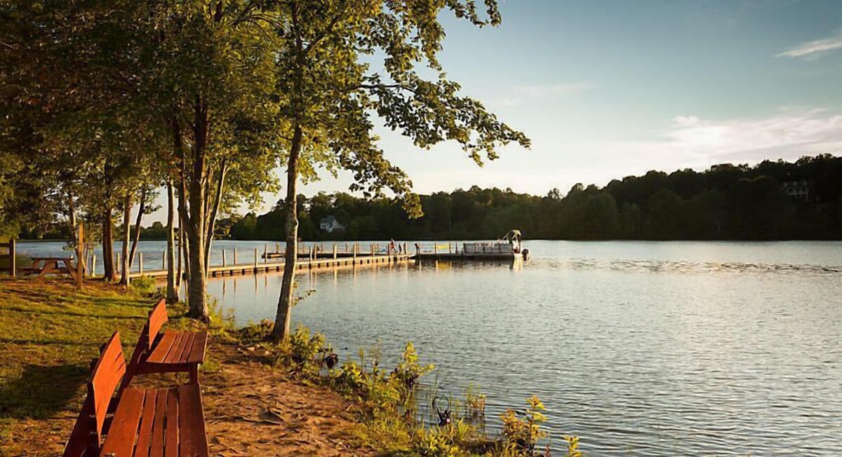 Shenandoah Crossing Resort with acres of wilderness