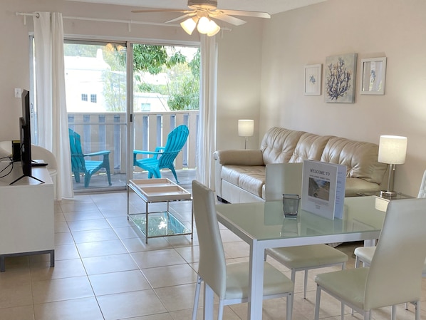 Living Room / Dining Area