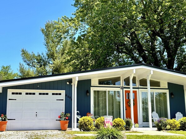 Welcome to Blue Heaven Cottage