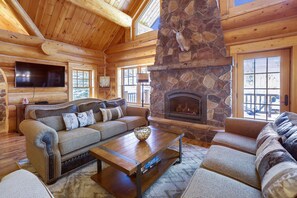 Living Area - Fireside Retreat - Breckenridge Vacation Rental
