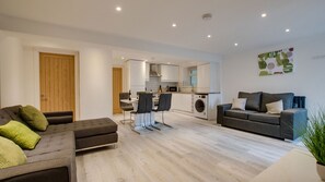 Hafan y Ddinas Cardiff Apartment - Luxury accommodation in the Centre of Cardiff