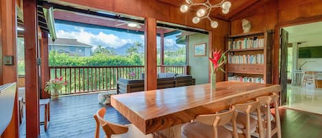 Dining Area with View of Lanai