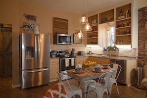 All Inclusive Kitchen and Dining with Full Sized Refrigerator!