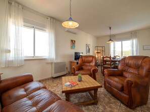 Braun, Couch, Möbel, Tabelle, Eigentum, Fenster, Holz, Gebäude, Beleuchtung, Wohnzimmer