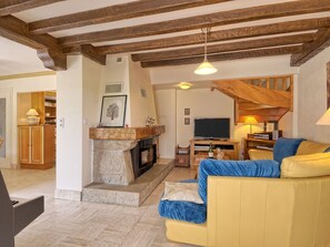Möbel, Eigentum, Holz, Zimmerpflanze, Stuhl, Die Architektur, Wohnzimmer, Interior Design, Fussboden, Flooring