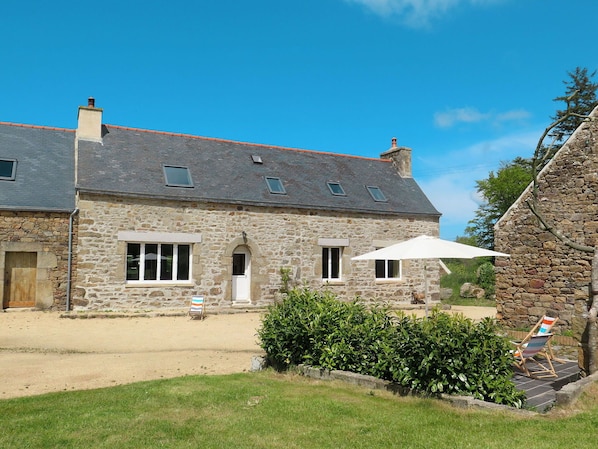 Propriété, Maison, Chalet, Bâtiment, Domicile, Ferme, Toit, Immobilier, Biens, Zone Rurale