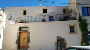 Façade entrée refaite en 2017