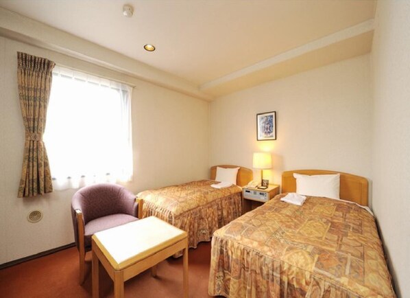 Basic twin room. The size of the room is 20㎡.