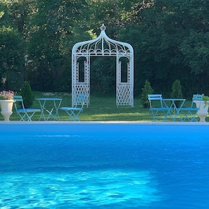 saltwater swimming pool at Chateau Mas de Pradie 