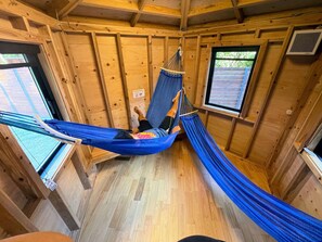 Hammock in hut up to 80 kg