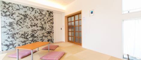 ・ [Family Room 1] A total of 31 square meters. It is a room where you can relax