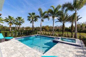 40_Pool_with_Hoist_0125