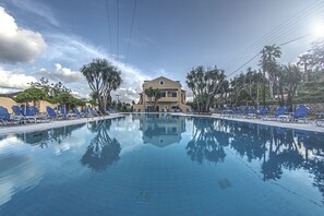 Legends Hotel Sidari Corfu ·