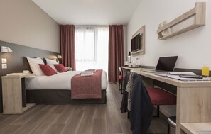 Our studio may feature a Double bed or 2 Single beds - let us know what you prefer!