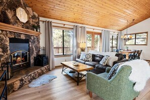 Cozy Living Area with log fireplace and beautiful views