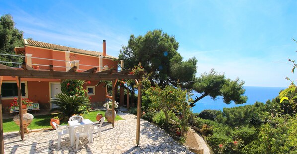 Terrasse mit Meerblick