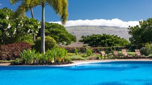 Freeform pool at Kulalani Recreation Center