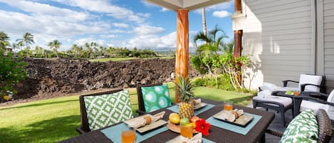 Welcome to Hawaii Blue Villa in the beautiful Golf Villas at Mauna Lani community.