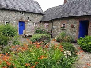 Main cottage (Gorman’s Cottage 1) 