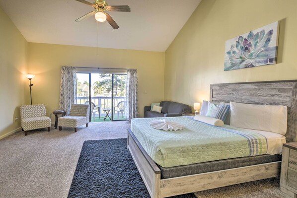 Little River Vacation Rental | Studio | 1BA | 576 Sq Ft | Stairs Required