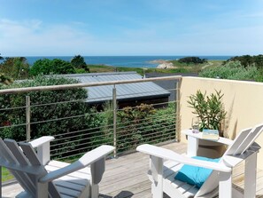 Eigentum, Grundeigentum, Haus, Gebäude, Möbel, Wohnung, Balkon, Zimmer, Urlaub, Villa