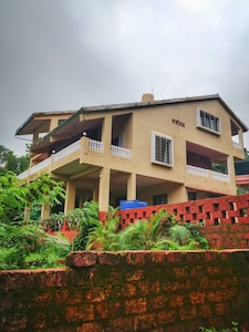 Varshavan Nature Villa